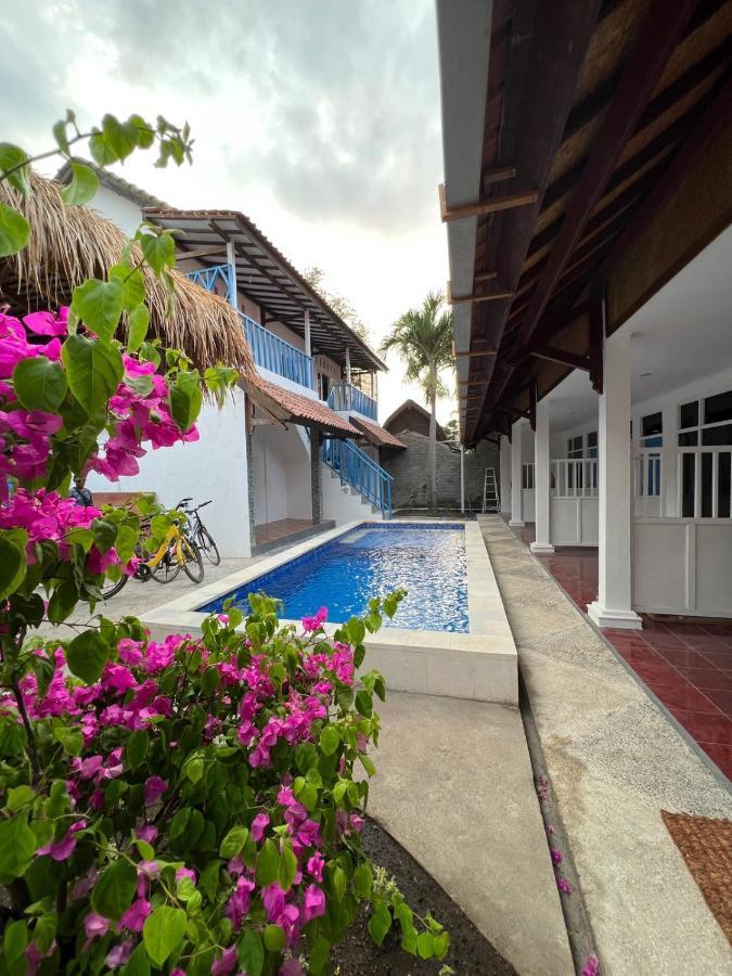 Seaside Hotel Gili Trawangan Exterior photo