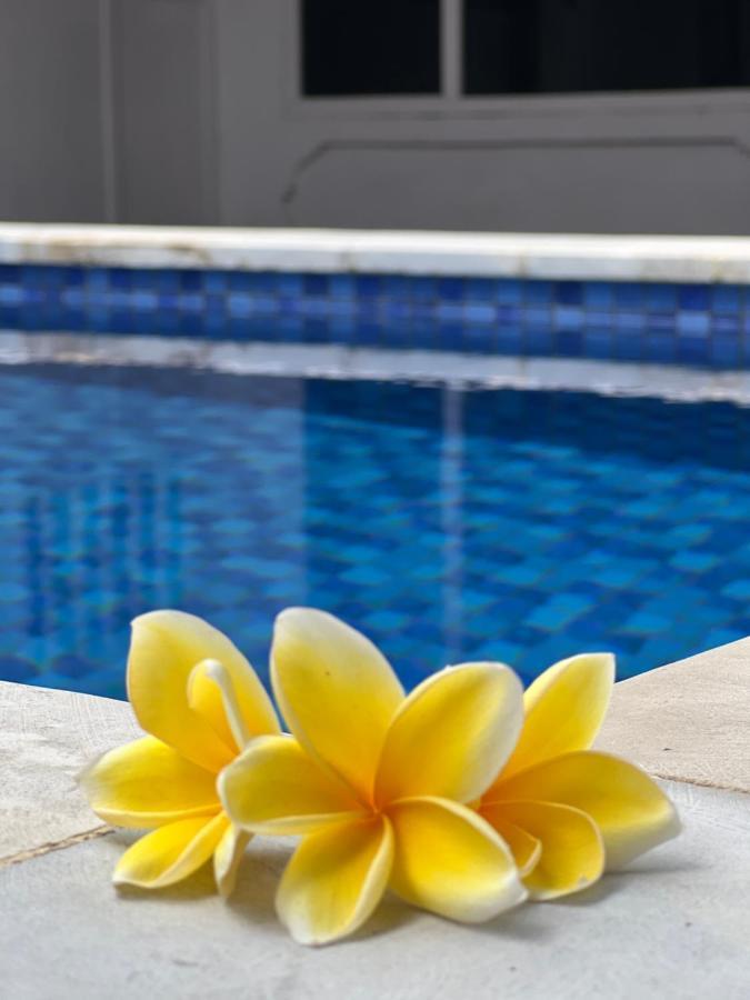 Seaside Hotel Gili Trawangan Exterior photo